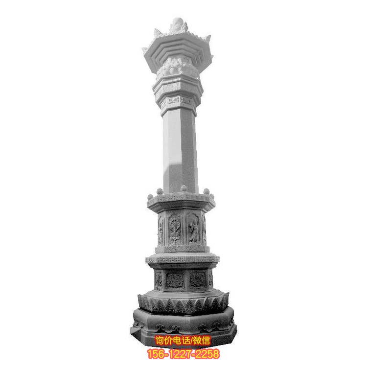 青石石雕雕塑，點綴寺廟環境