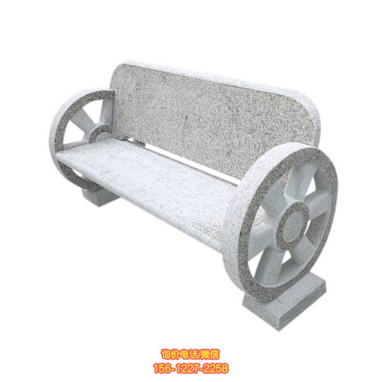 花崗巖雕塑，點綴公園景區