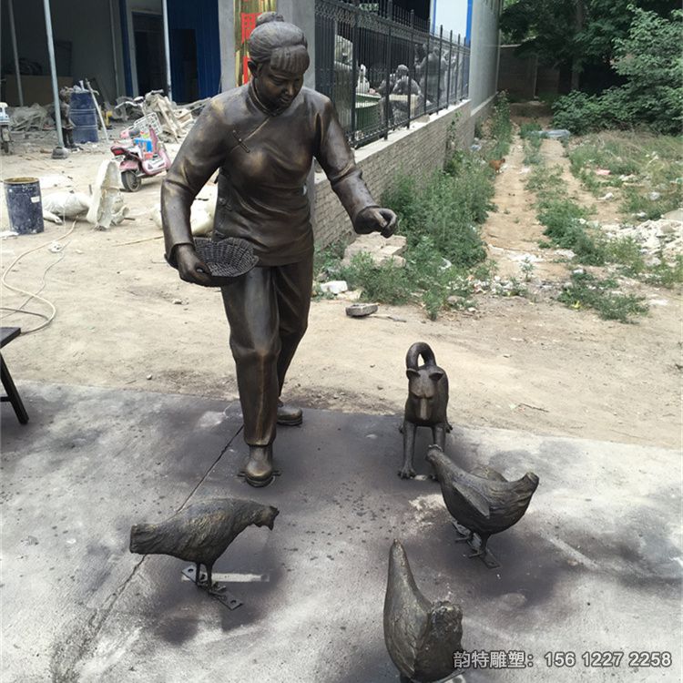 喂雞雕塑08 喂雞雕塑08