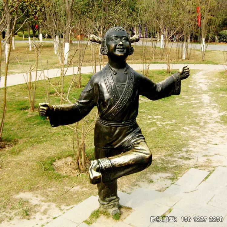 踢毽子雕塑04 踢毽子雕塑04